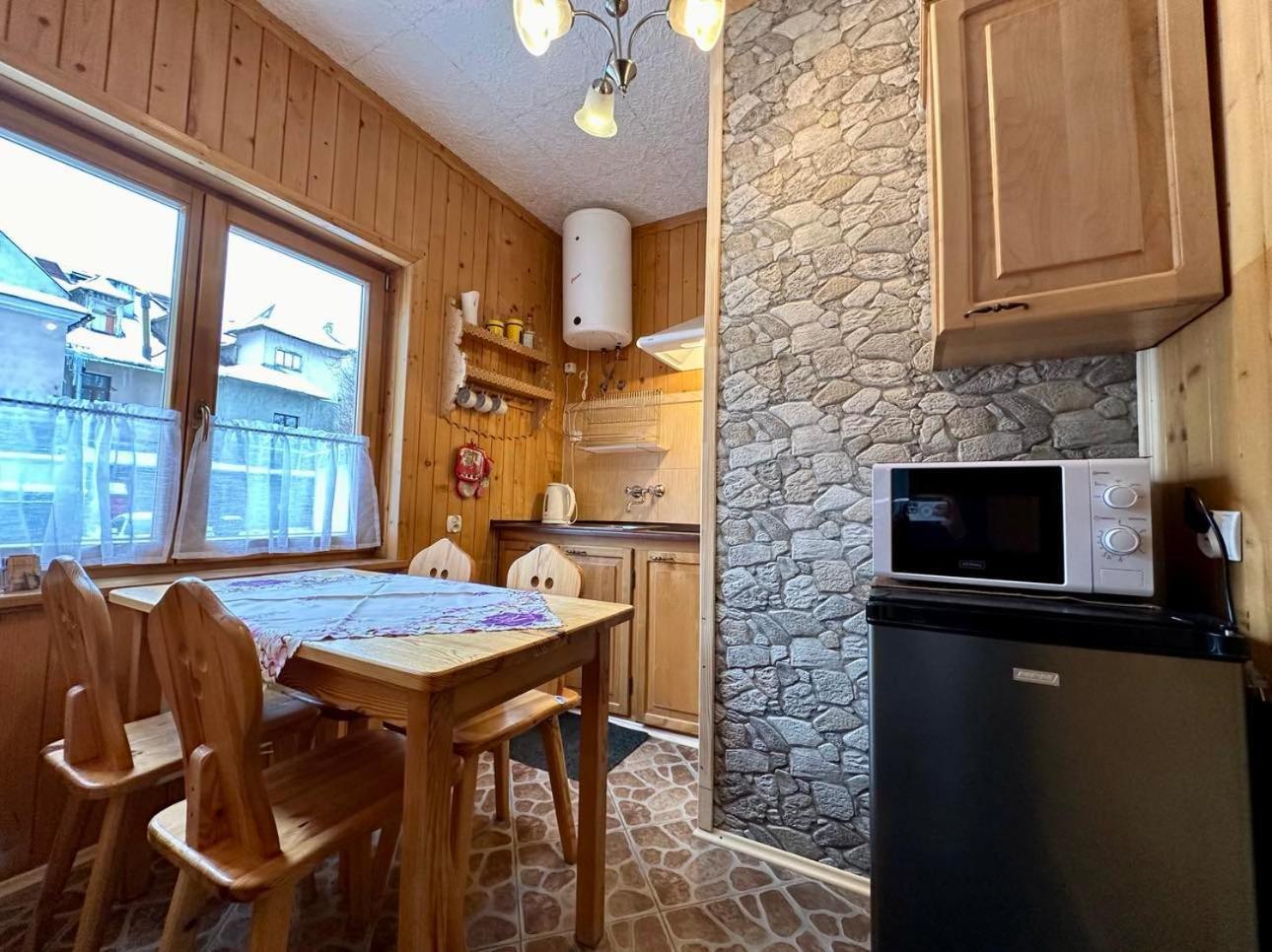 Wesola Chatka Zakopane - Krupowki 37A -Centrum Luaran gambar